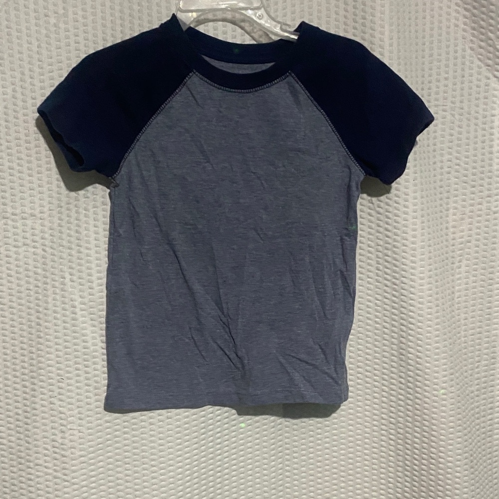 Cat & Jack Navy and Gray Short Sleeve Tee